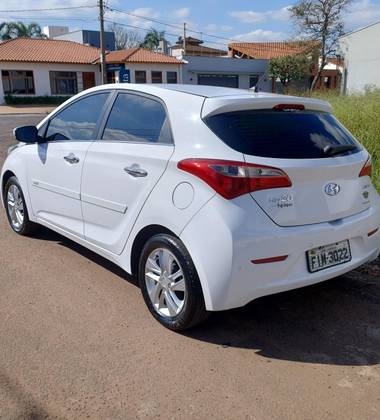 HYUNDAI HB20 1.6 PREMIUM 16V FLEX 4P AUTOMÁTICO